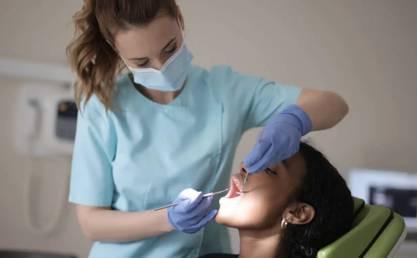 Kenapa Perawatan Gigi Sekarang Lebih Murah & Tidak Menyakitkan?